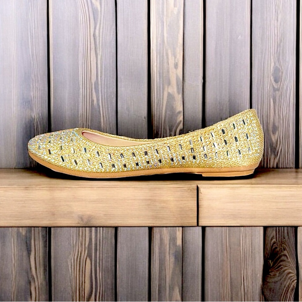 Forever Comfort Gold Rhinestone Flats Women’s Size 7 New NWOB